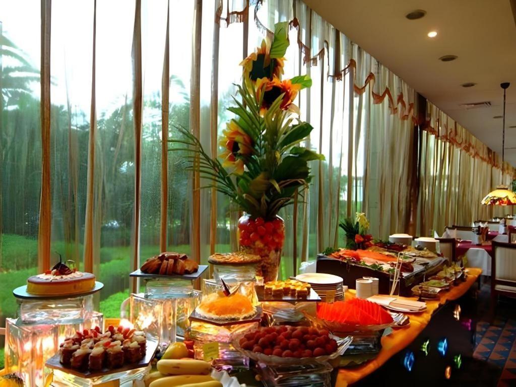 Fenggang Gladden Hotel Tiantangwei Zewnętrze zdjęcie