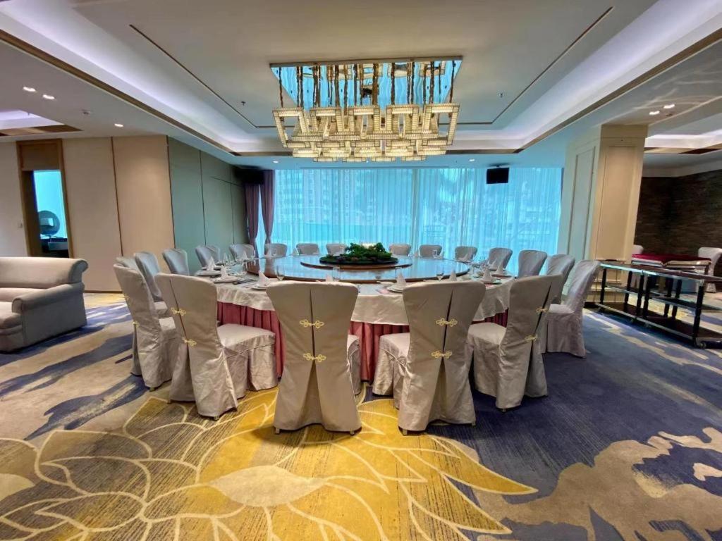 Fenggang Gladden Hotel Tiantangwei Zewnętrze zdjęcie