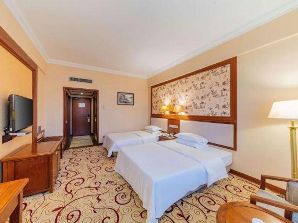 Fenggang Gladden Hotel Tiantangwei Zewnętrze zdjęcie