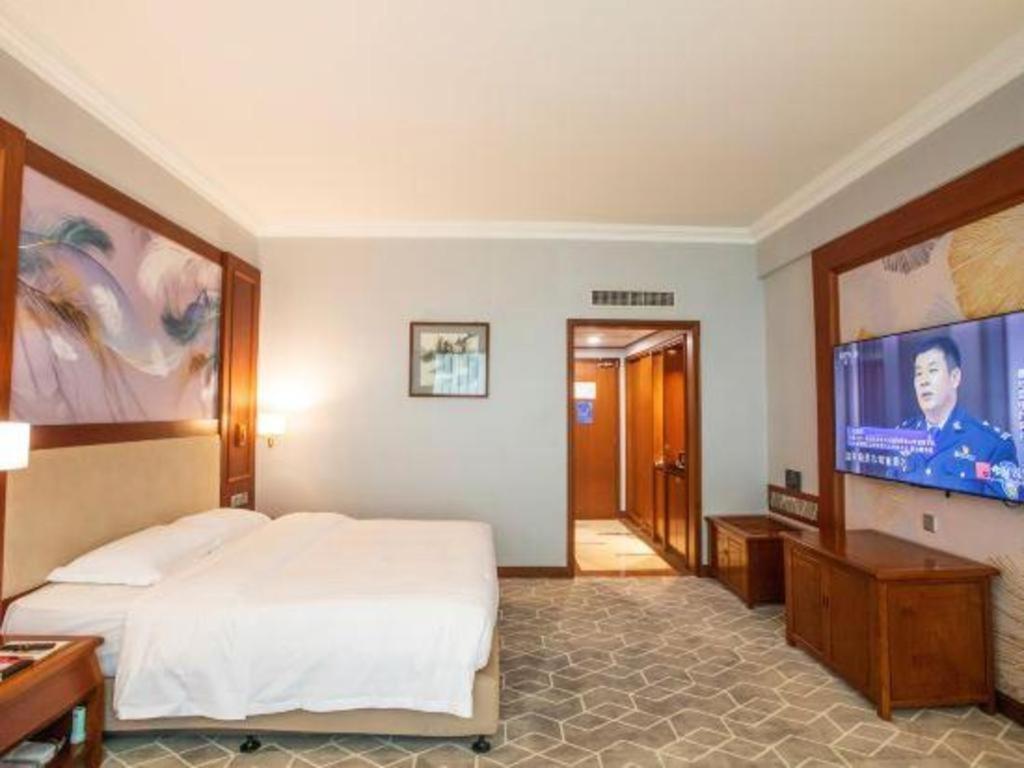 Fenggang Gladden Hotel Tiantangwei Zewnętrze zdjęcie